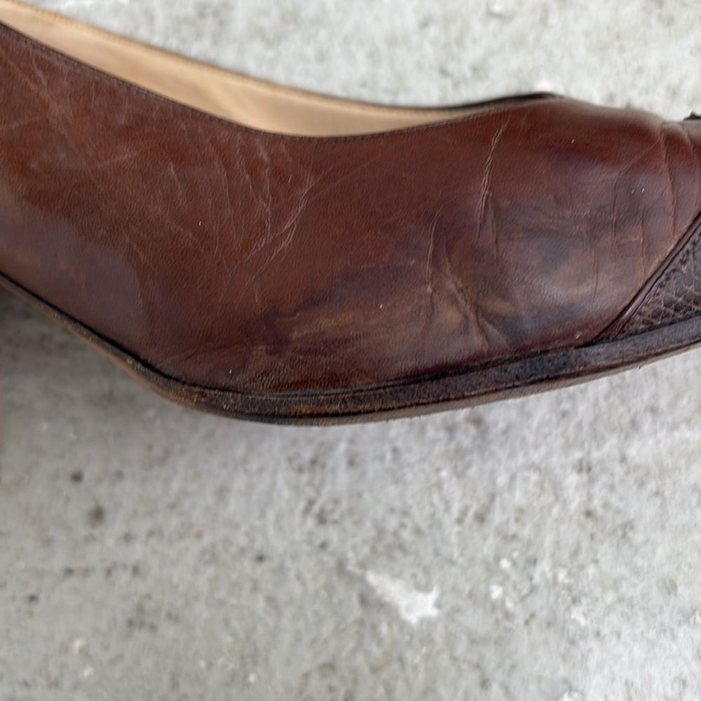 Vintage Chanel toe cap pumps - Picture 6 of 11